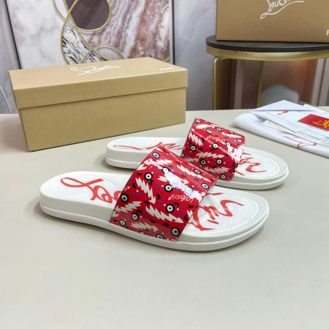 [CL red sole shoes] P: 300💰 size 38-45 Men's classic slippers, made on the official website 1:1, the original factory specializes in original materials ➖ OEM 3D printing pattern production ➖ Ultra-light non-slip outsole. Super fashionable and super comfortable, handsome on the feet, a must-have for men in summer! !